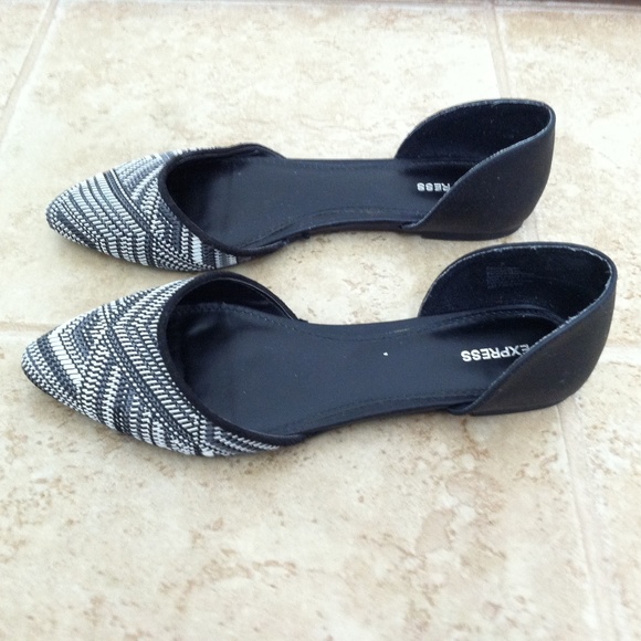 Express Flats - Picture 2 of 7